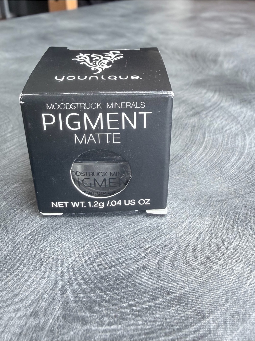 Younique Matte Pigment - RISQUÉ